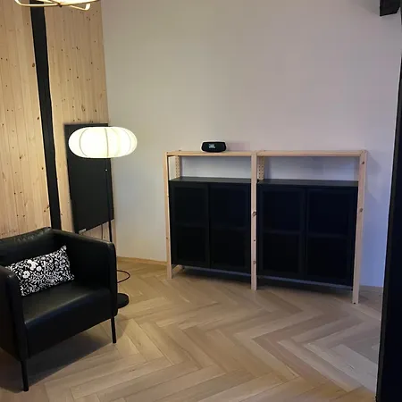 Apartament M7 *