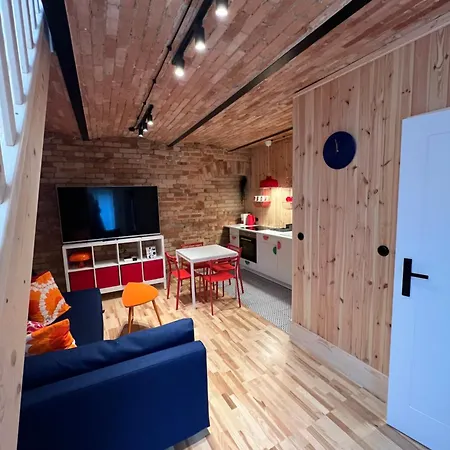 Апартаменты M7 Лесьна